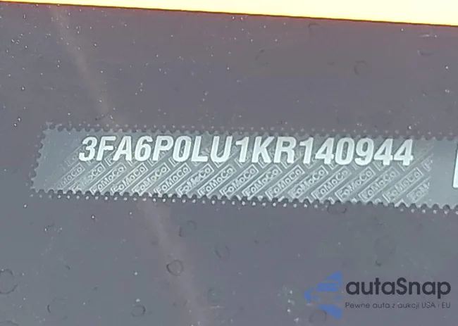 3FA6P0LU1KR140944: 44048310