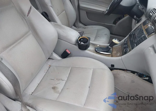 WDBRF52H27F888553: 44048318