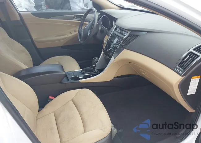 KMHEC4A42DA099423: 44048354