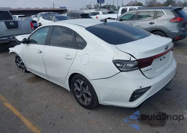 3KPF24AD1ME336167: 44048384