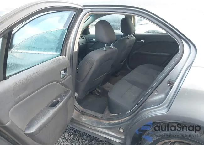 3FAHP0HA2AR136102: 44048387