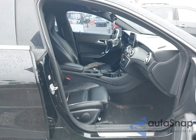 WDDSJ4EB1GN314234: 44048439