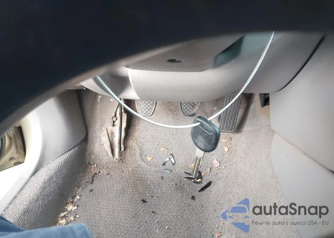 JF1SF63581G757700: 44048496