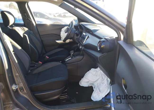 3N1CP5CVXLL504708: 44048564