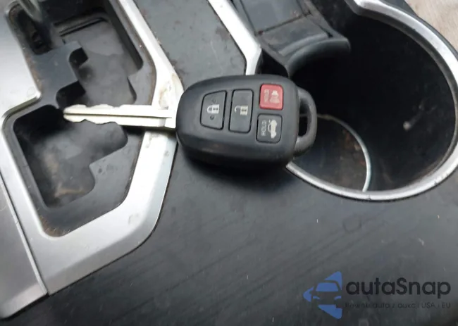 4T4BF1FK1CR224172: 44049628