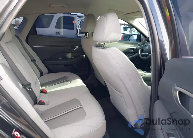 5NPEL4JA0MH074085: 44049641