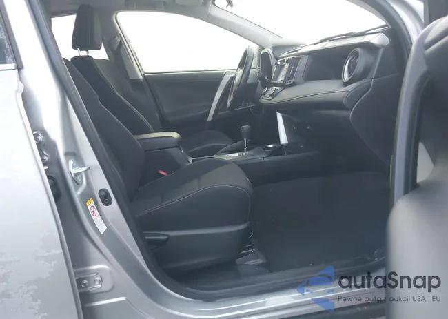 JTMRFREV7JJ251883: 44049719