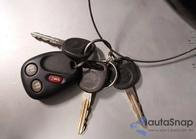 1GCHK33D77F183899: 44049729