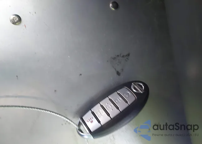 5N1AL0MN8EC545446: 44049750