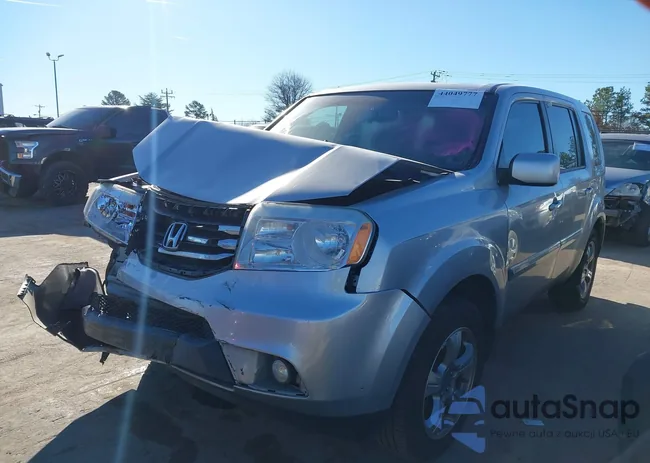 5FNYF3H54FB005411: 44049777