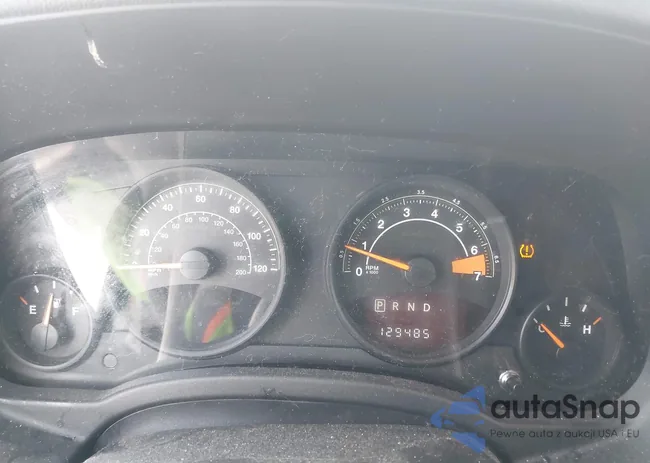 1C4NJDBB7GD556544: 44049781