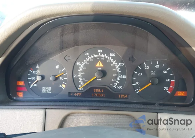 WDBJF65F0WA644098: 44049796