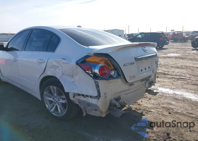 1N4BL2AP3CC159272: 44049875