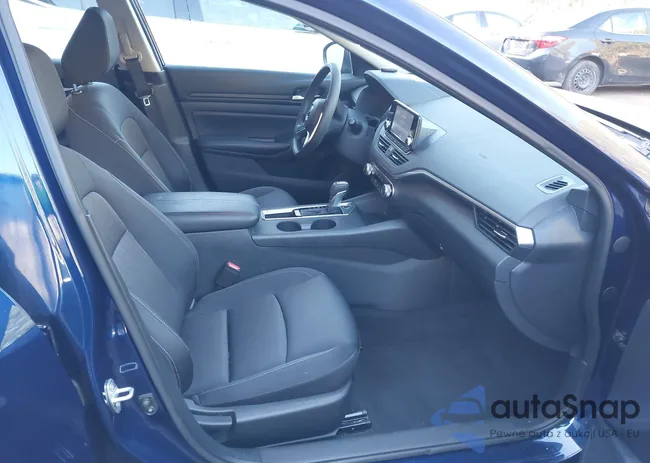 1N4BL4BV0MN415382: 44049938