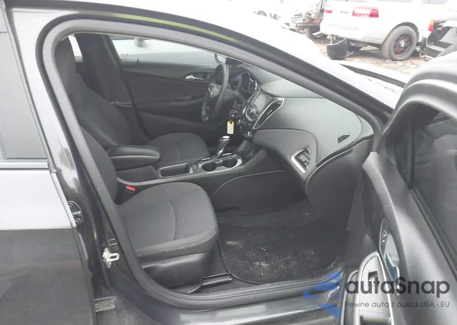 1G1BE5SM4H7184989: 44049988