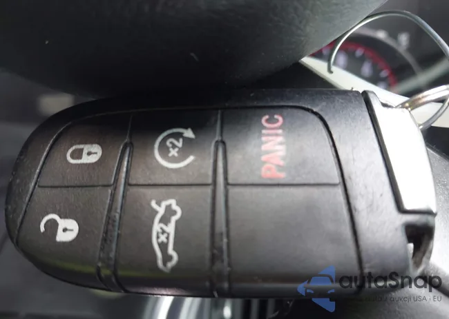 2C3CDXBG5JH290791: 44050049