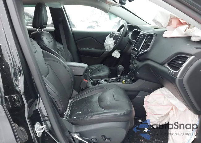 1C4PJMDX2LD572291: 44049231