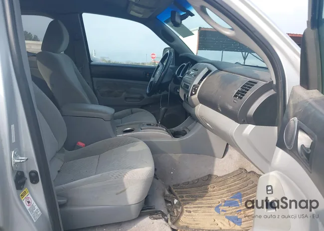 5TEUU42N19Z629592: 44049344