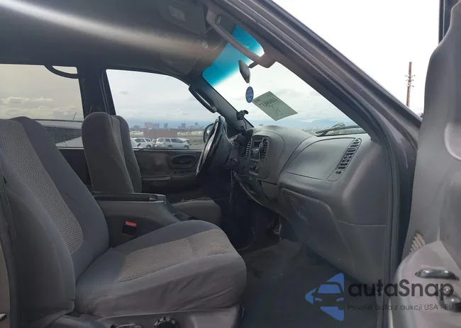 1FTRW07L92KE41395: 44049417