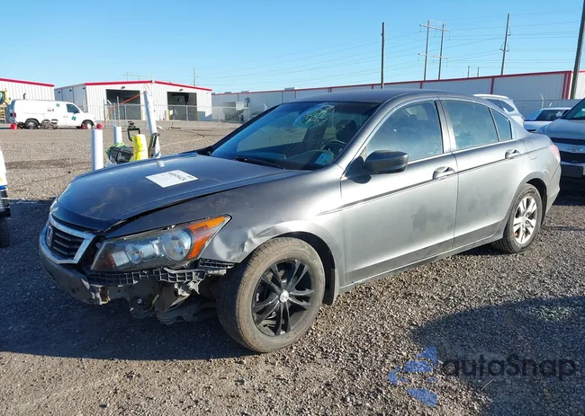 1HGCP26418A132044: 44049424