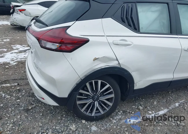 3N1CP5CV8PL566856: 44049478