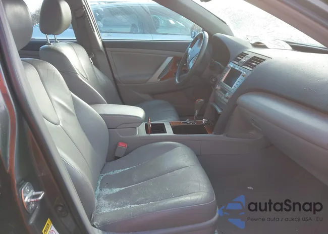 4T4BF3EK9BR198920: 44049494