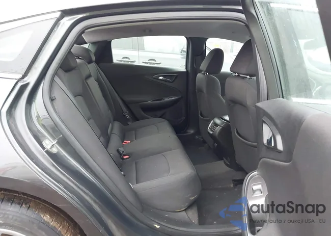 1G1ZD5ST2JF212440: 44049512