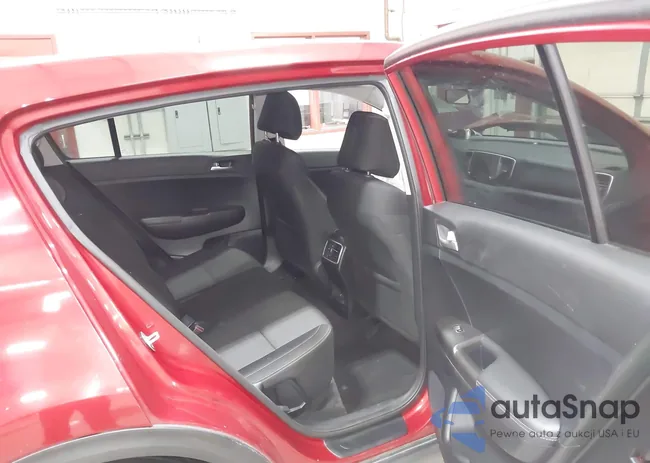 KNDPM3AC8J7314114: 44049534