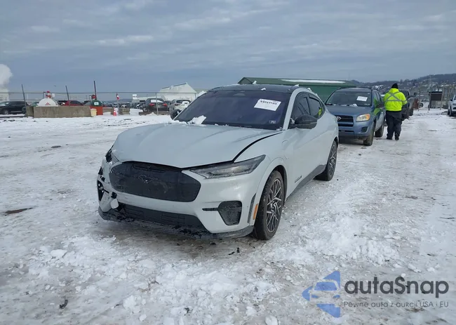 3FMTK4SX8PMA37423: 44049580