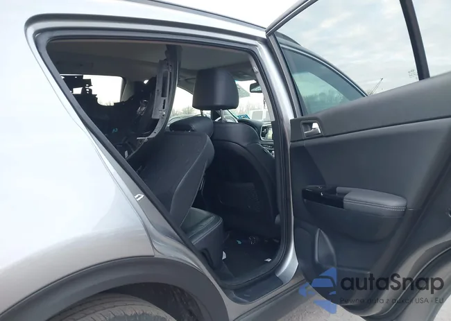 KNDPNCAC8L7800406: 44049615