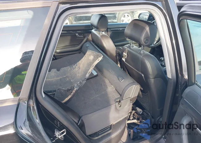 WAUVC68EX4A164515: 44050842