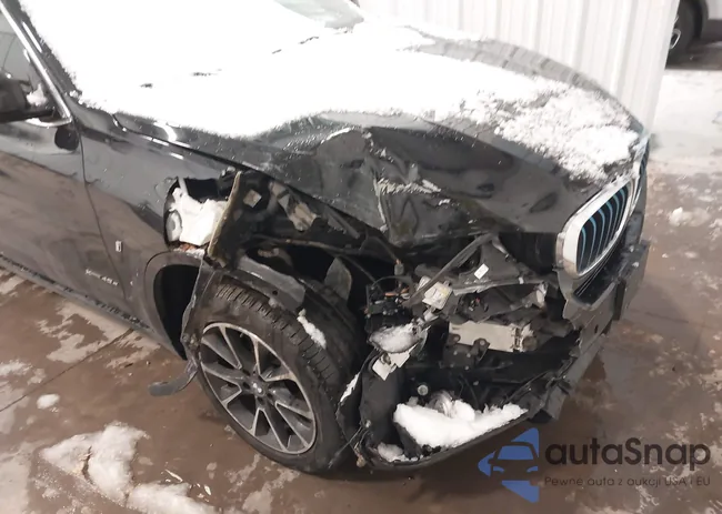 5UXKT0C5XJ0W02024: 44050853