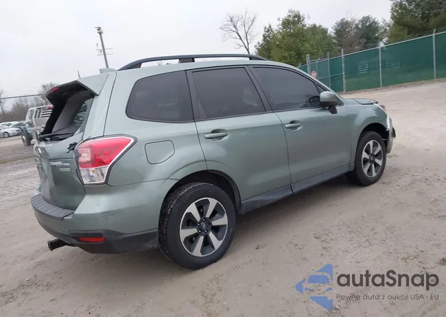 JF2SJADC1HH533165: 44050874