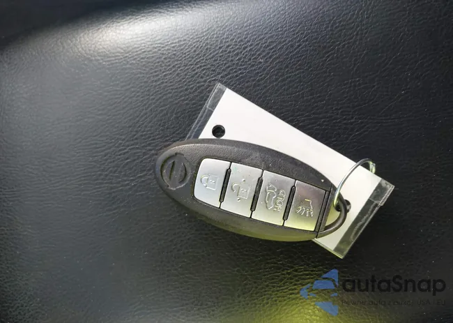 JN8AT2MV8GW153055: 44050957