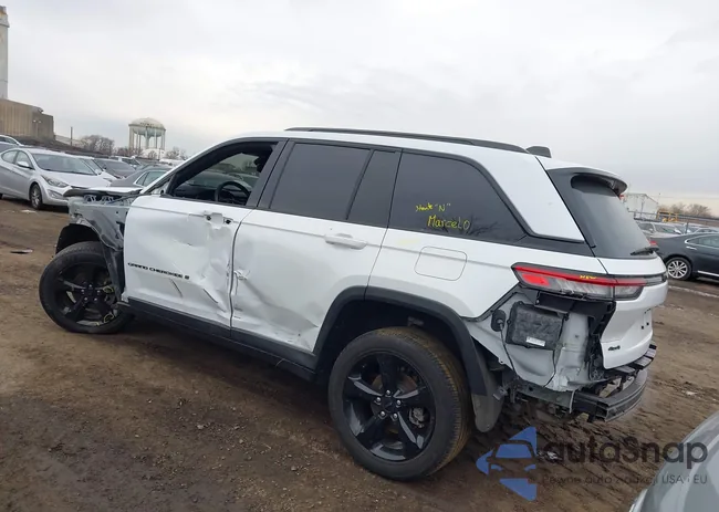 1C4RJHAG4N8606781: 44051053