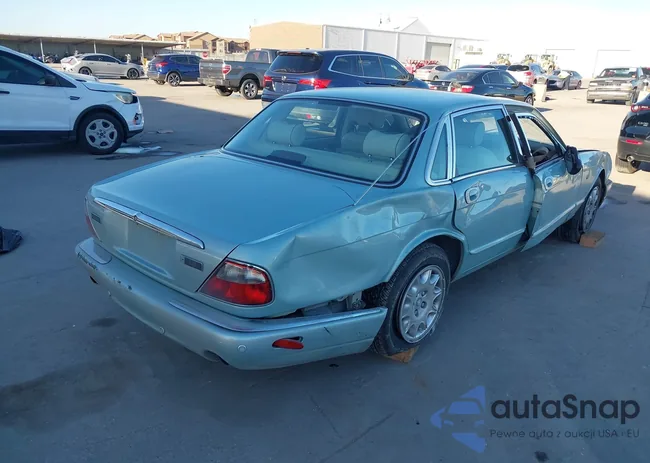 SAJDA14C13LF49805: 44051141