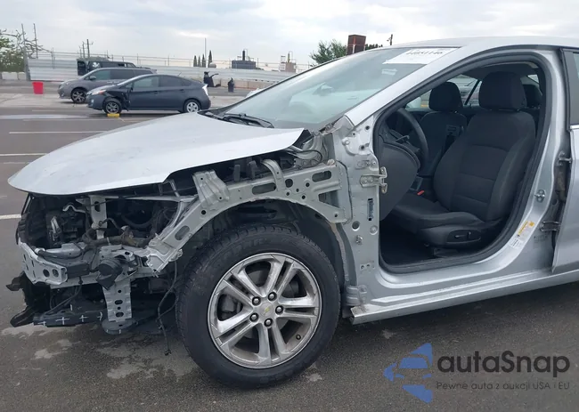 1G1BE5SM8J7122517: 44051146