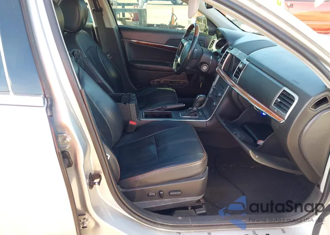 3LNHL2JC4CR800279: 44051188