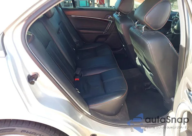 3LNHL2JC4CR800279: 44051188