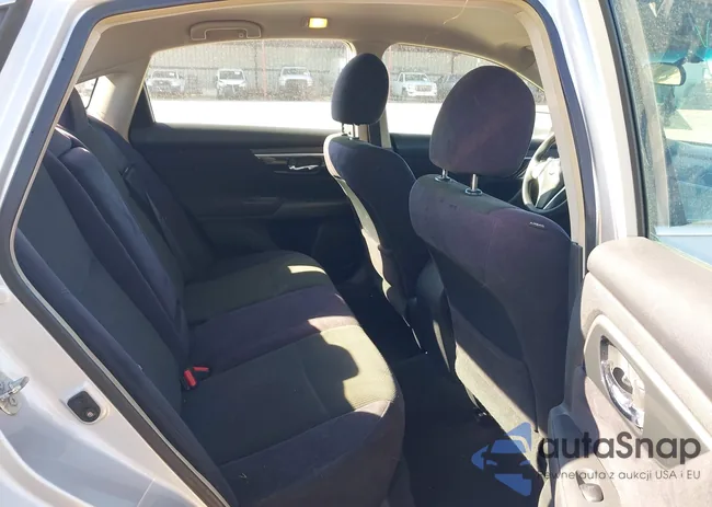 1N4AL3AP7DC206340: 44051216