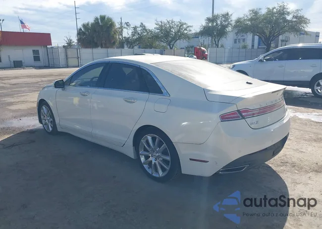 3LN6L2LU6DR805112: 44050228