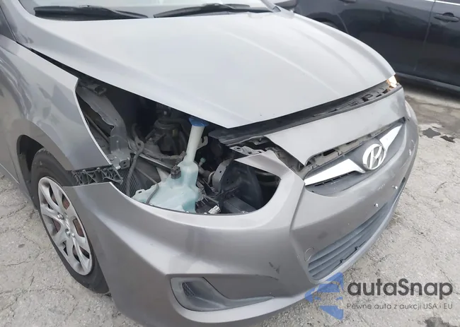 KMHCT4AE2DU538456: 44050448