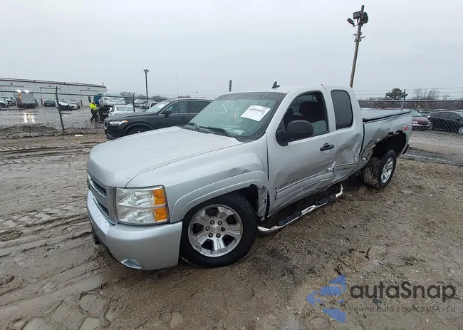 1GCRKSE3XBZ249288: 44051695