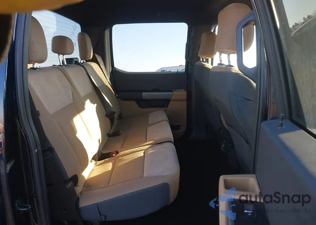 1FT7W2BT9PEC48437: 44051795