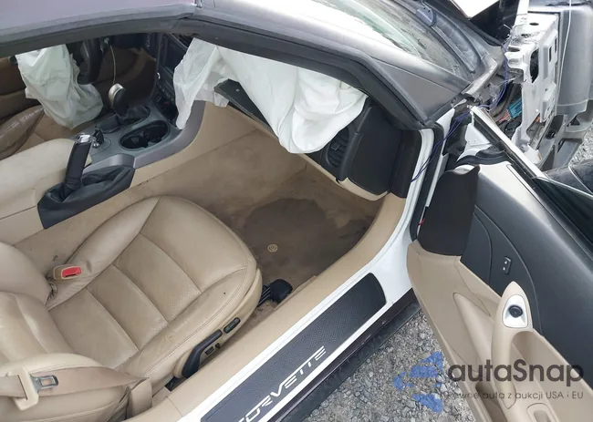 2C3CDXAT2MH527997: 44051821