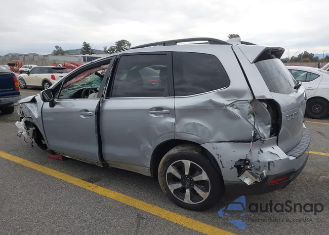 JF2SJARC1JH609790: 44051831