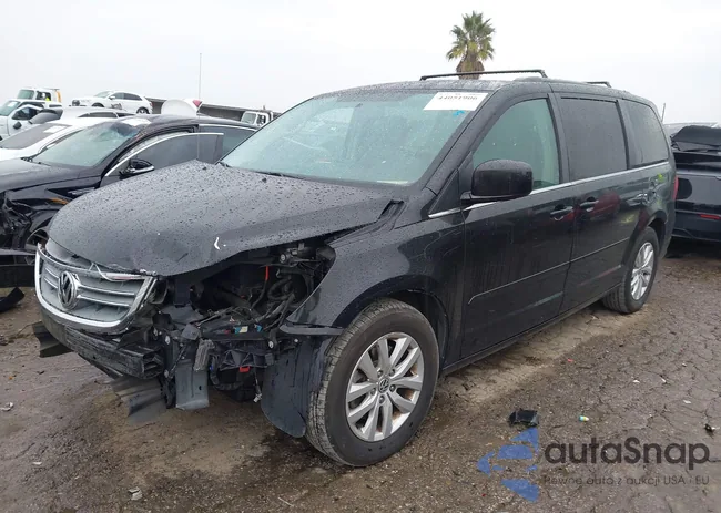 2C4RVABG2CR354878: 44051906