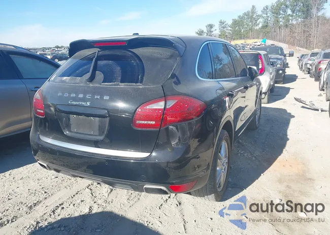 WP1AB2A21BLA44986: 44051928