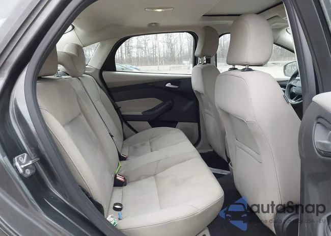 1FADP3F26GL284742: 44051952