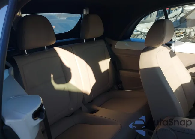 3VW5DAAT2KM504944: 44052091